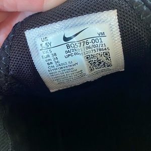 Nike 270 sneakers